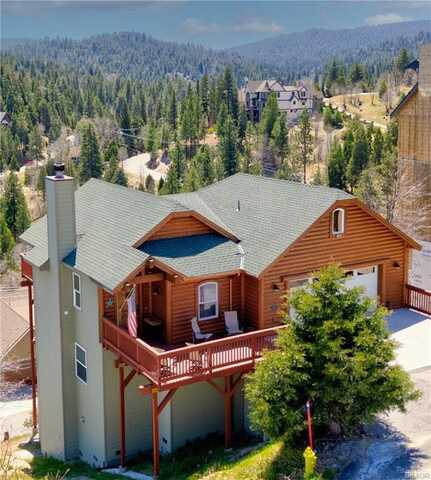 26855 Inyo Court, Lake Arrowhead, CA 92352