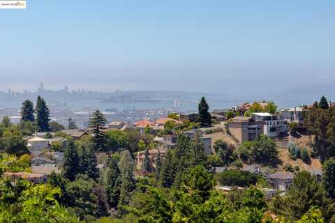 237 Taurus Ave., Oakland, CA 94611