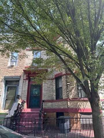 1082 Madison Street, Brooklyn, NY 11221