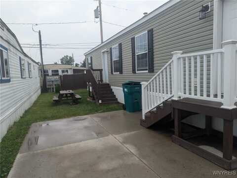 68 Shamrock, Lackawanna, NY 12701