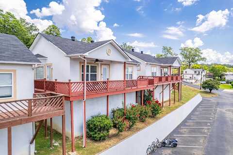 208 Aberina Street, Hot Springs, AR 71913