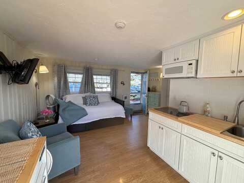 5 Polly Fisk Lane unit: 6, Dennis Port, MA 02639