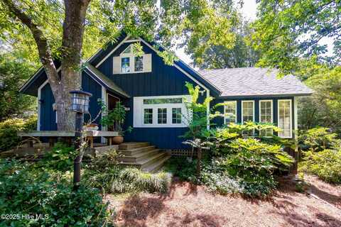 138 Yaupon Road, Pine Knoll Shores, NC 28512