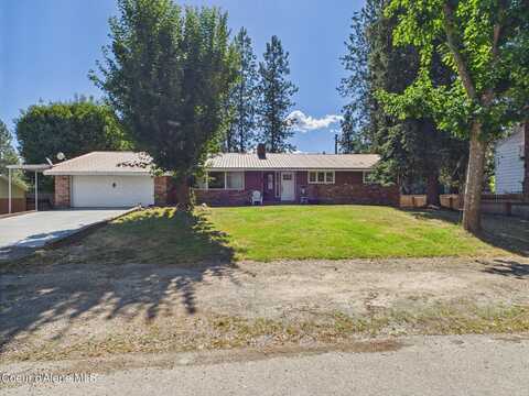 305 S First St, Pinehurst, ID 83850