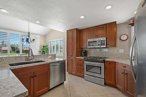 76662 Daffodil Drive, Palm Desert, CA 92211