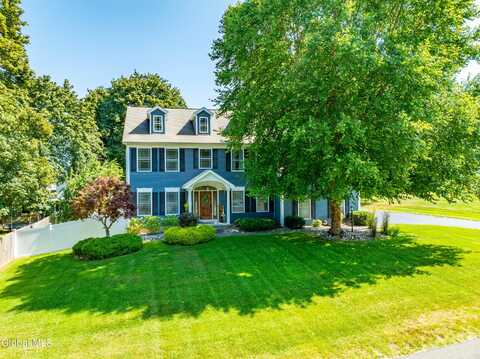 2 Amanda Way, Colonie, NY 12309