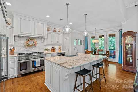 3159 James Plantation Drive, Denver, NC 28037