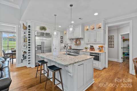 3159 James Plantation Drive, Denver, NC 28037