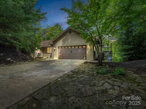 603 Kanasgowa Drive, Brevard, NC 28712