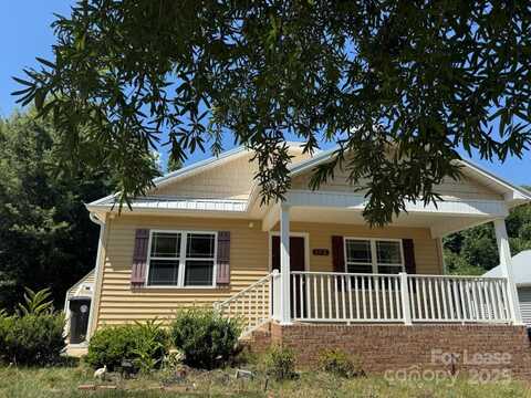 152 Burke Circle, Mooresville, NC 28115