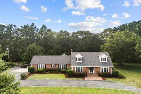 901 N Kingsburry Road, Clover, SC 29710