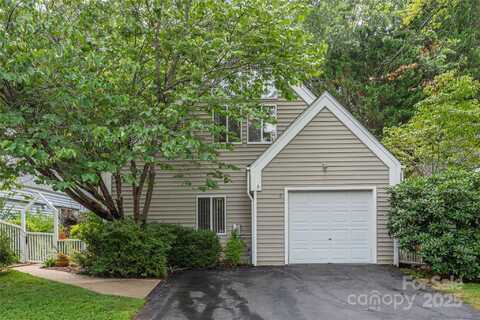 2 Stuart Circle, Asheville, NC 28804