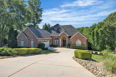 6362 Hayden Drive, Hickory, NC 28601