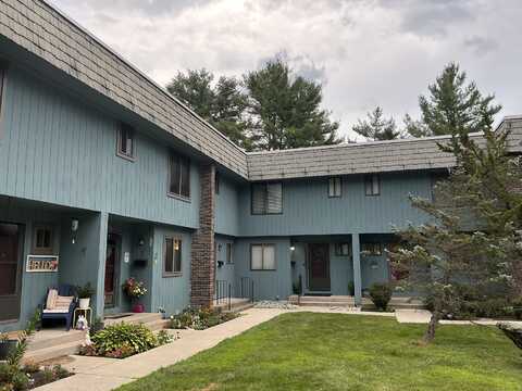 7 Margo Court, Cromwell, CT 06416