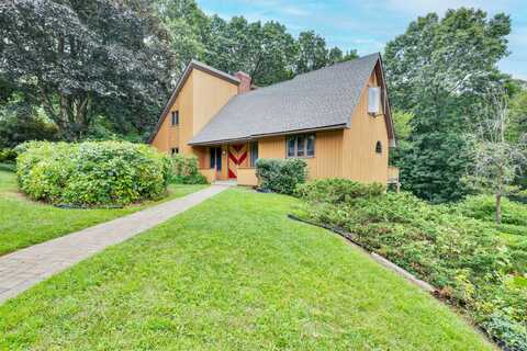 76 Kent Drive, Manchester, CT 06042