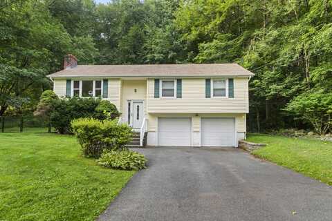 26 Appleblossom Lane, Newtown, CT 06470