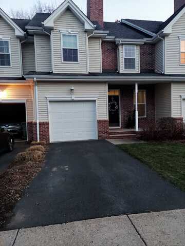 19 Last Leaf Circle, Windsor, CT 06095