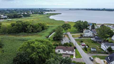 20 Hill Street, Old Saybrook, CT 06475