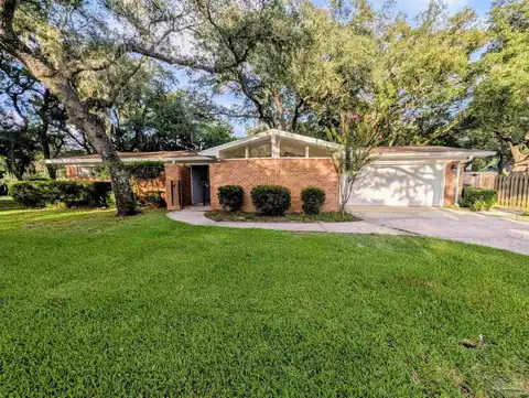 528 Cheshire Ave, Fort Walton Beach, FL 32547
