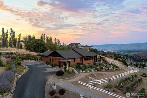 54 Shade Tree Lane, Wenatchee, WA 98801