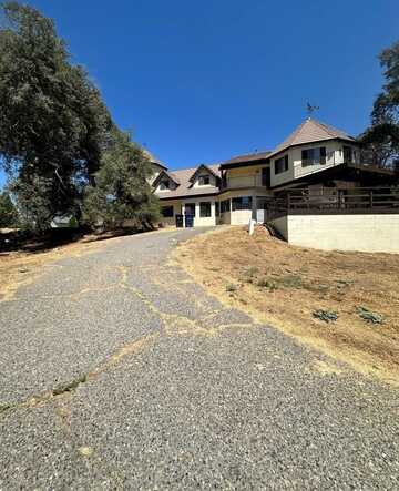 40570 Griffin Drive, Oakhurst, CA 93644