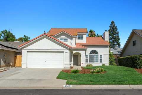 9342 Archie Avenue N, Fresno, CA 93720