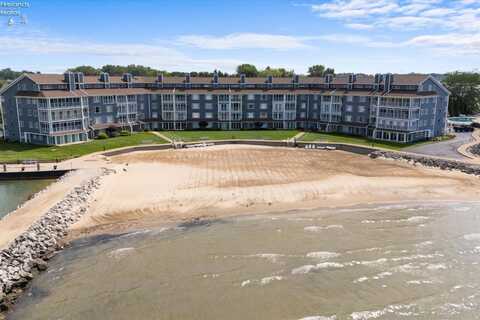 1909 E Harbor, Port Clinton, OH 43452