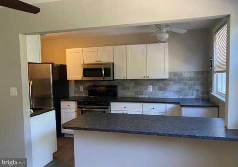 825 E 16TH STREET, CHESTER, PA 19013