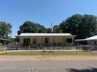 214 E Adams ST, Midland, AR 72945