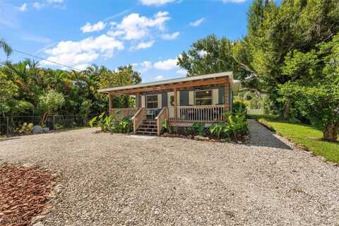 703 Queens Drive, North Fort Myers, FL 33903