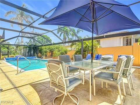 901 Arawak Avenue, Marco Island, FL 34145