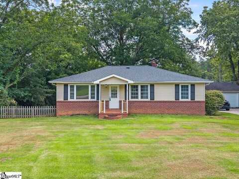 77 Loftis Road, Travelers Rest, SC 29690