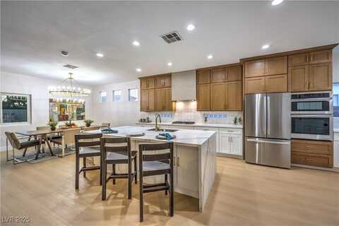 10576 Refugio Street, Las Vegas, NV 89141