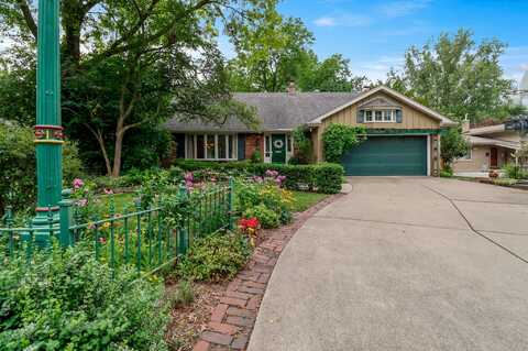 1322 Fisher Street, Munster, IN 46321