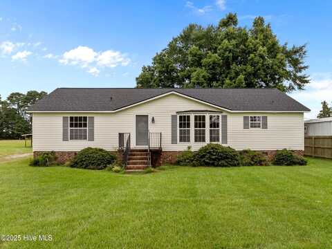 832 Smithtown Road, Grimesland, NC 27837