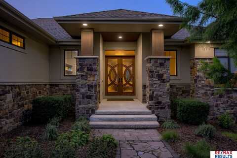 21114 Cedar Street, Omaha, NE 68022