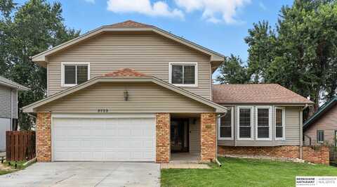 3722 Falcon Drive, Bellevue, NE 68123