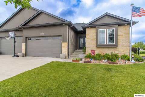 7357 Fuji Place, Lincoln, NE 68516