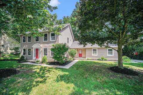 62 Chestnut Court, Chelsea, MI 48118