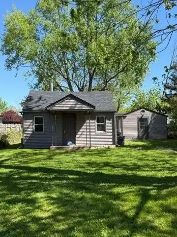 1095 Harding Drive, Grand Blanc, MI 48507