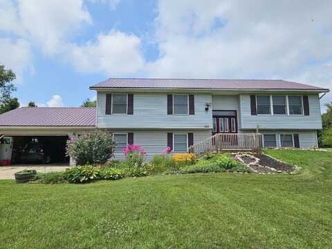 832 Clarendon Road, Quincy, MI 49082