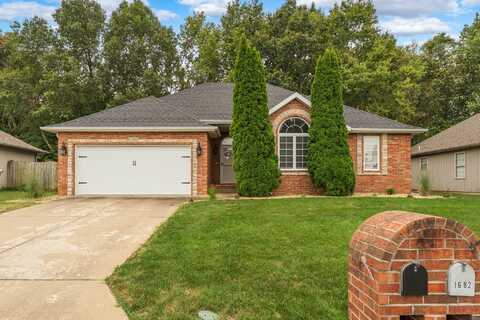 1666 W Evans Street, Springfield, MO 65810