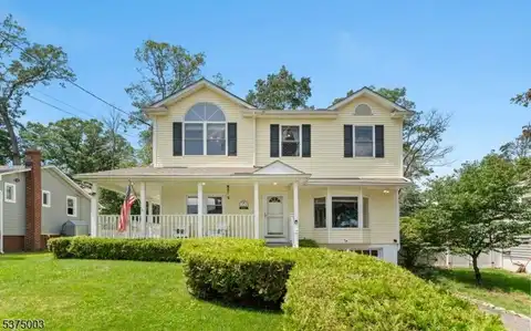 106 Chincopee Ave, Hopatcong, NJ 07843