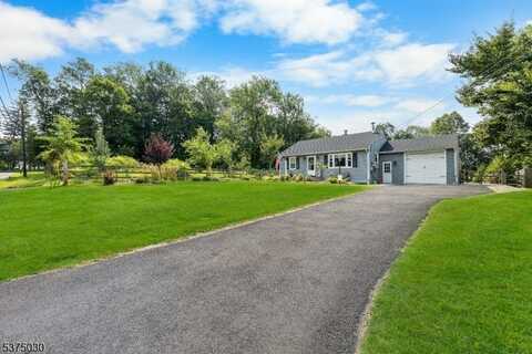 202 Voorhees Corner, Raritan, NJ 08822