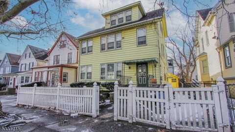 222 Weequahic Ave, Newark, NJ 07112
