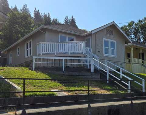 568 B Street, Scotia, CA 95565