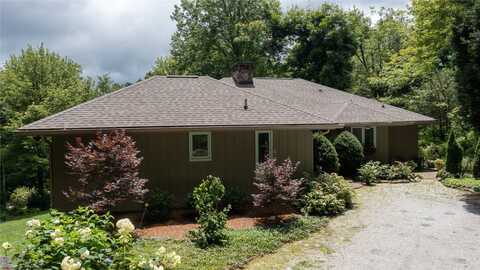 521 Azalea Lane, Cashiers, NC 28717