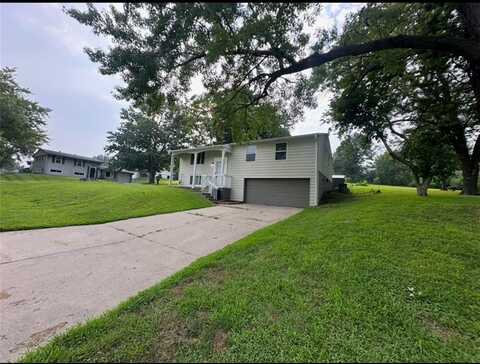 3101 Mayfair Drive, Saint Joseph, MO 64506