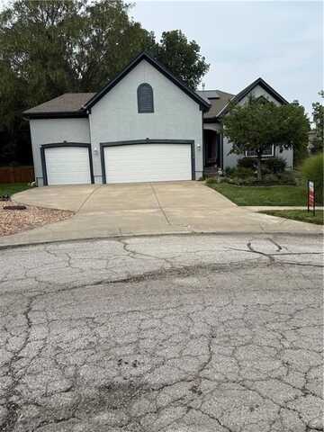 10214 Polfer Lane, Kansas City, KS 66109