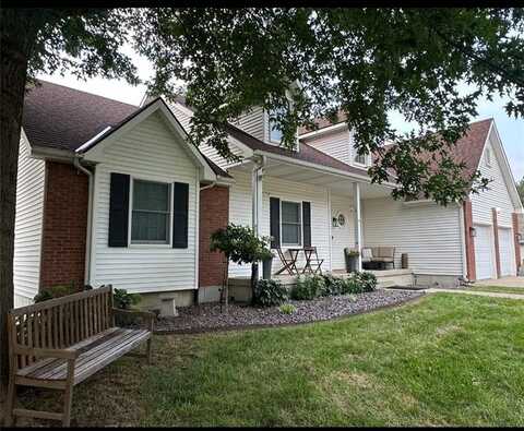 4809 Creek Crossing Drive, Saint Joseph, MO 64507